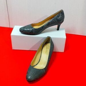 Cole Haan Womens Heels Size 6B Gray Snake Print